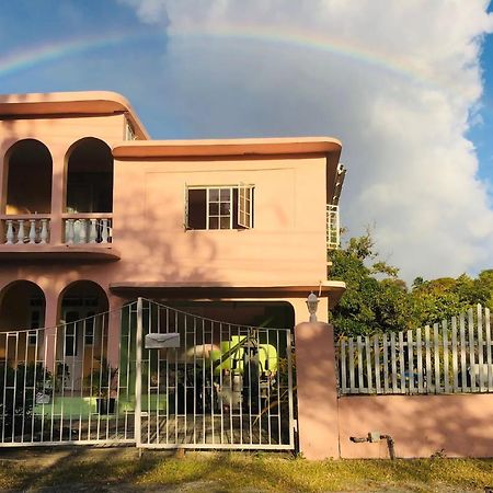 Rain Apartment Bridgetown Bagian luar foto
